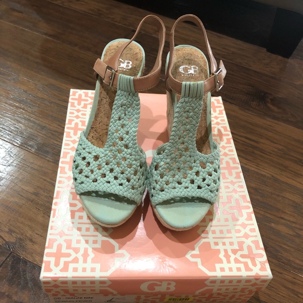 Gianni Bini espadrille wedge